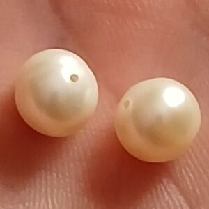 Set Of Genuine Natural Saltwater Pearls Loose Beads 9 Gms Each Thick Nacre